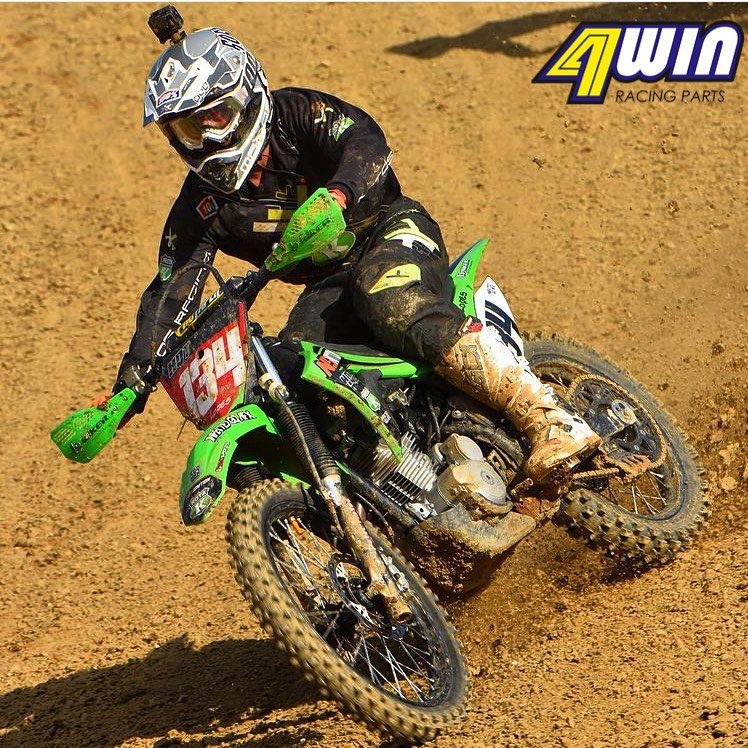 Em apenas 6&nbsp;anos&nbsp;de trajet&oacute;ria, 4Win transforma sua hist&oacute;ria em marco no off-road&nbsp;nacional. A marca celebra a conquista de&nbsp;22 t&iacute;tulos&nbsp;nacionais!&nbsp;