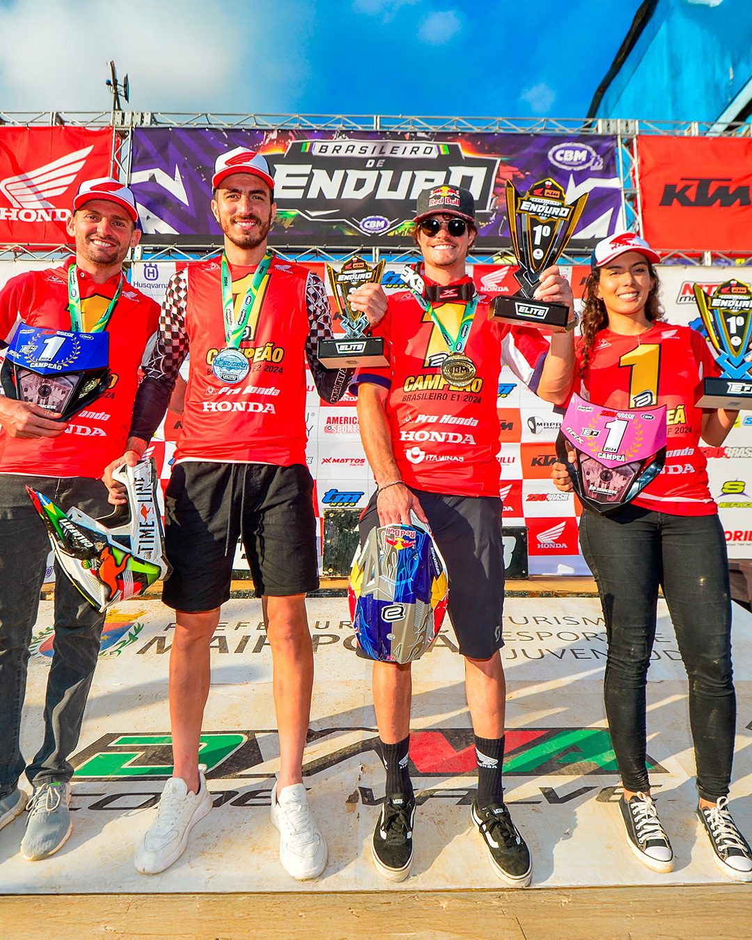 Em apenas 6&nbsp;anos&nbsp;de trajet&oacute;ria, 4Win transforma sua hist&oacute;ria em marco no off-road&nbsp;nacional. A marca celebra a conquista de&nbsp;22 t&iacute;tulos&nbsp;nacionais!&nbsp;