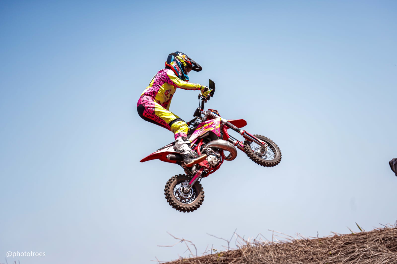 Ana Heloísa #177: a paranaense de 10 anos que se tornou referência na 50cc e encerra a temporada como campeã paranaense