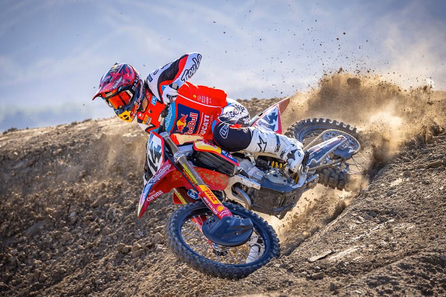 Photoshoot: Troy Lee Red Bull Ducati Factory Racing