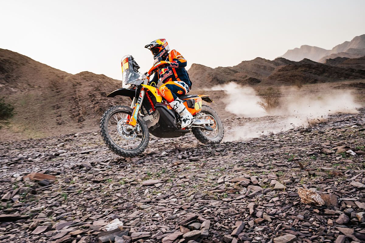 Dakar 2026: Tosha Schareina vence etapa 3, Sanders lidera e Brabec encosta