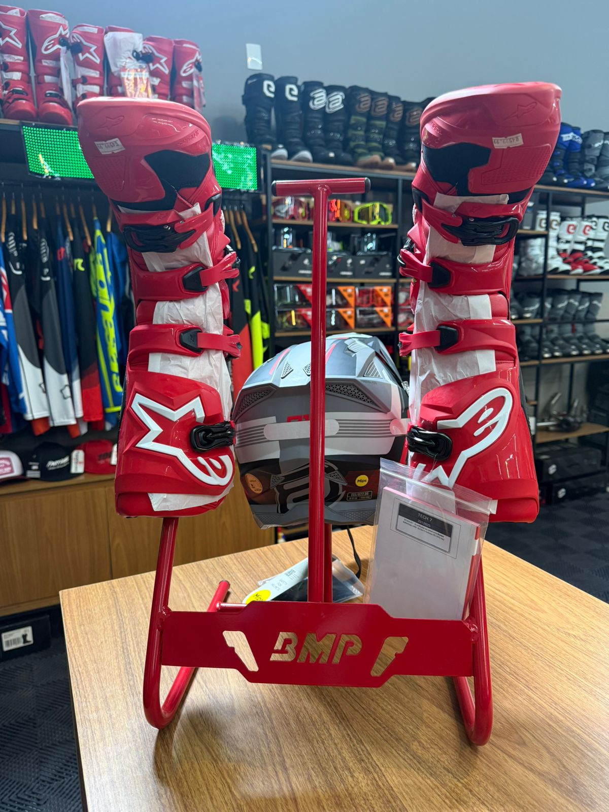 Aproveite as ofertas da Laramassa MX para os leitores do Show Radical