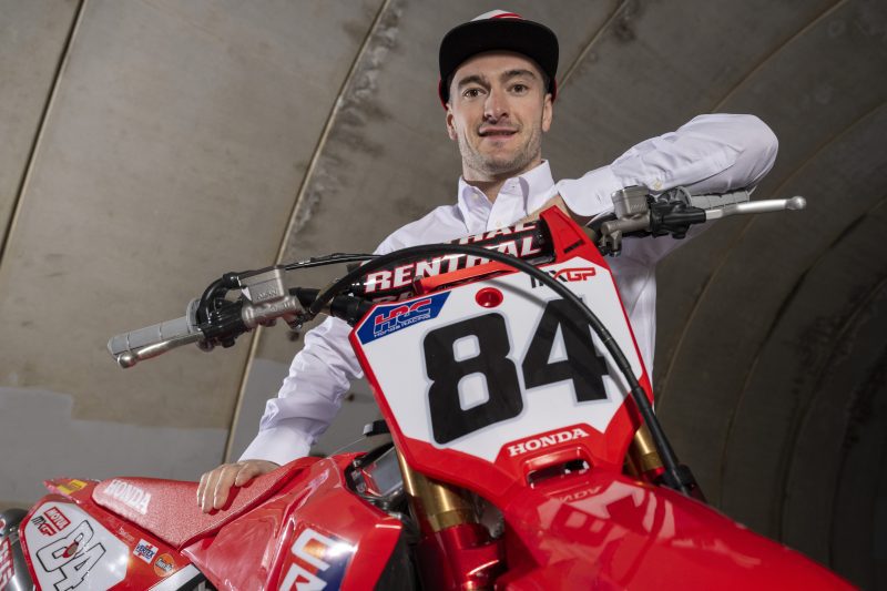 COMUNICADO OFICIAL | JEFFREY HERLINGS ASSINA COM A HONDA HRC PARA O MXGP