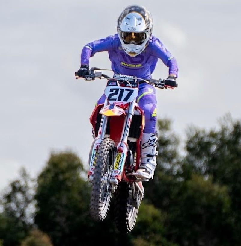 Aos 13 anos, Davi Miranda já desperta atenção no cenário do motocross americano