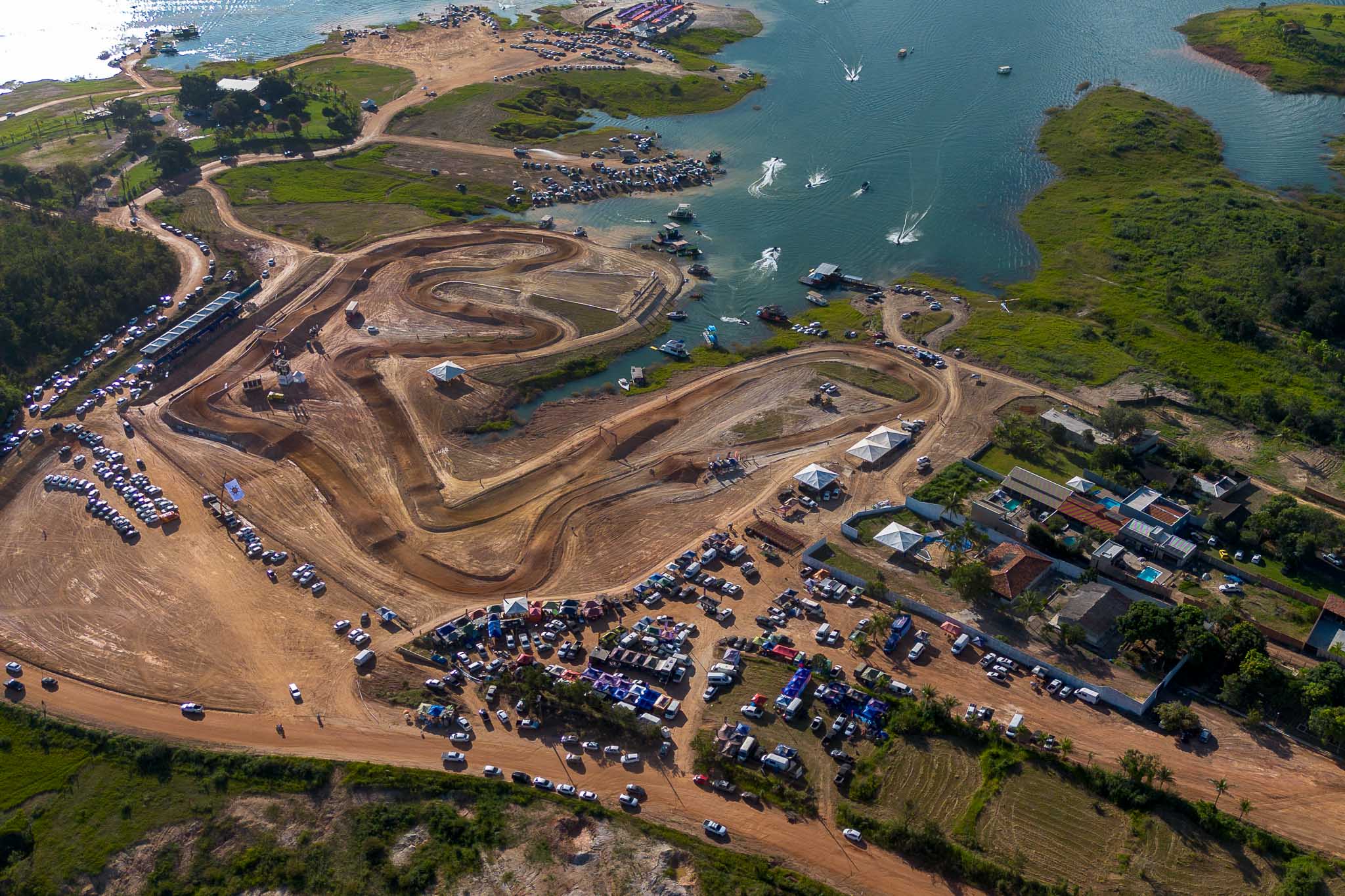 Campeonato Goiano de Motocross 2026 tem abertura eletrizante em Três Ranchos