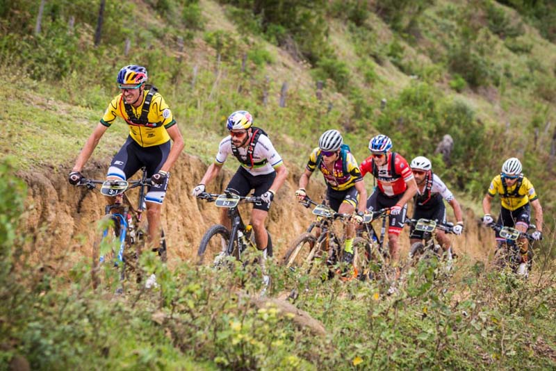 Brasil Ride 10 anos: Avancini e Fumic vencem a terceira etapa, em Guaratinga
