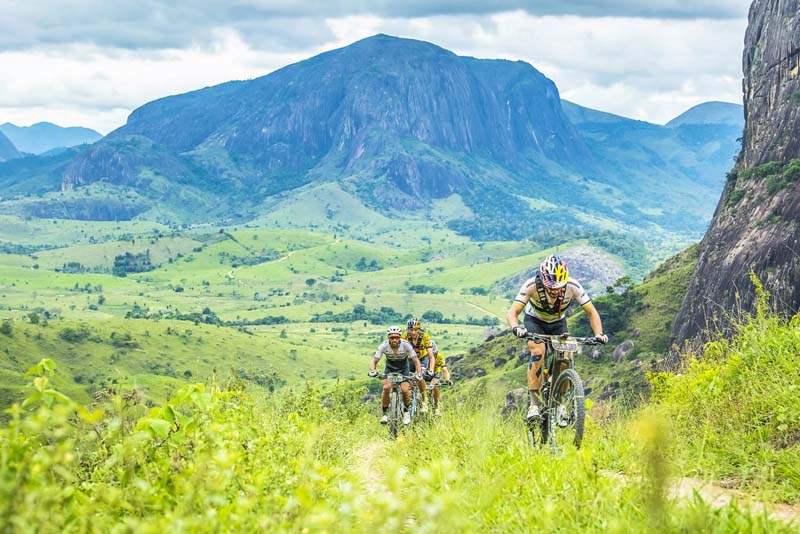Brasil Ride 10 anos: Tiago Ferreira e Hans Becking vencem etapa Rainha e aumentam folga na lideran&ccedil;a