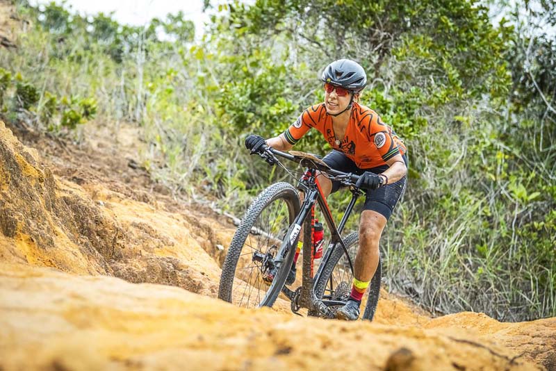 Brasil Ride 10 anos: Avancini vence cross country mas v&ecirc; Ferreira e Becking aumentar a lideran&ccedil;a