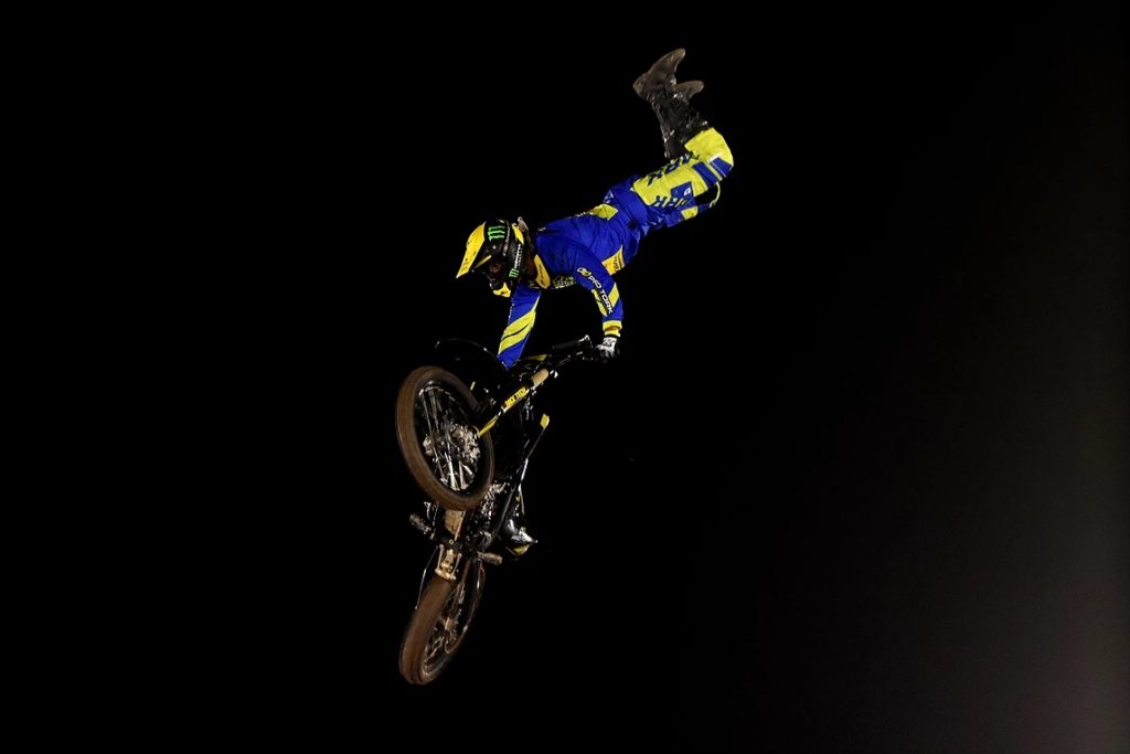 Final do Arena Cross no Sal&atilde;o Duas Rodas ter&aacute; grandioso show de Freestyle
