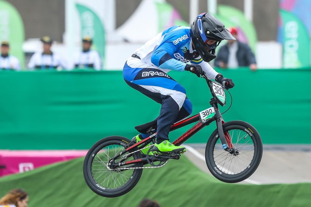 Anderson Souza #380 &eacute; prata no Pan de Lima no Peru