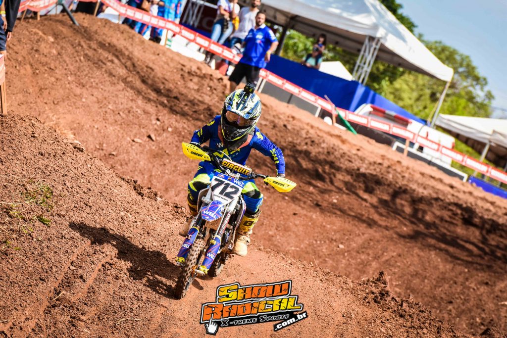 Well Energy Drink d&aacute; show no Brasileiro e Goiano de Motocross em Morrinhos GO