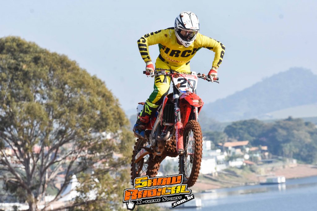 Disputa da Elite MX segue acirrada no Campeonato Brasileiro de Motocross ap&oacute;s etapa de Fama (MG)