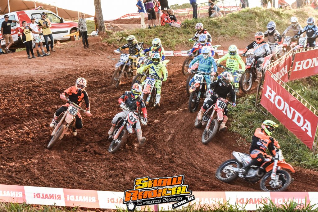 Resultados da 4&ordf; etapa do MINEIRO de Motocross em Fama MG | S&aacute;bado