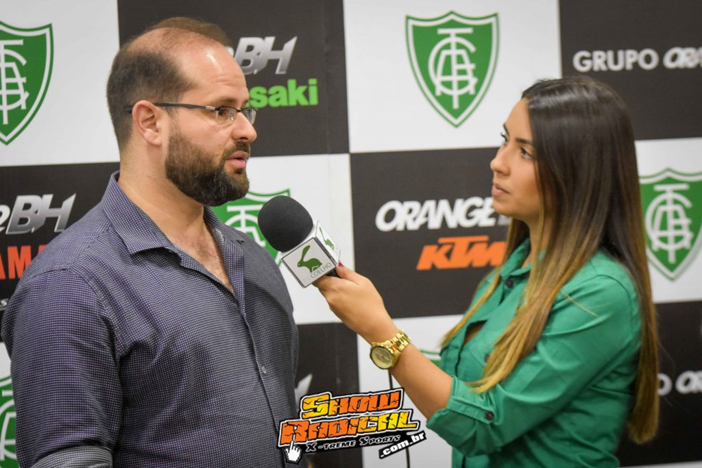 Grupo Orange e Am&eacute;rica MG anunciam a&ccedil;&atilde;o integrada nos gramados e nas pistas