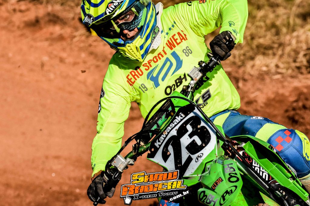 Ricardo Kaph&ecirc; Sebbe #23, sa&iacute; de Morrinhos GO l&iacute;der do Brasileiro de Motocross