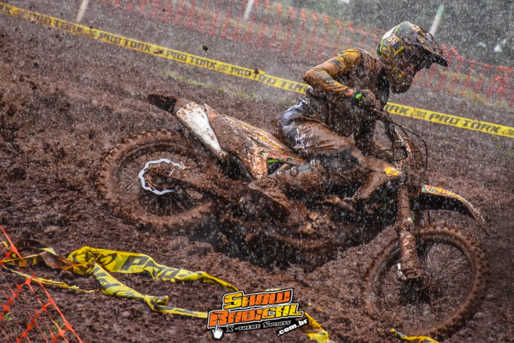 Final da Copa Igua&ccedil;u de Motocross agita Pato Branco em fim de semana de sucesso absoluto