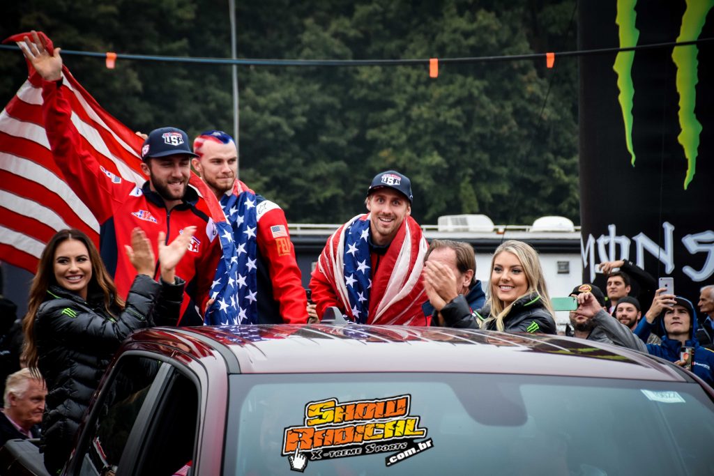 1&ordm; dia do Motocross das Na&ccedil;&otilde;es, confira apresenta&ccedil;&atilde;o dos Times!