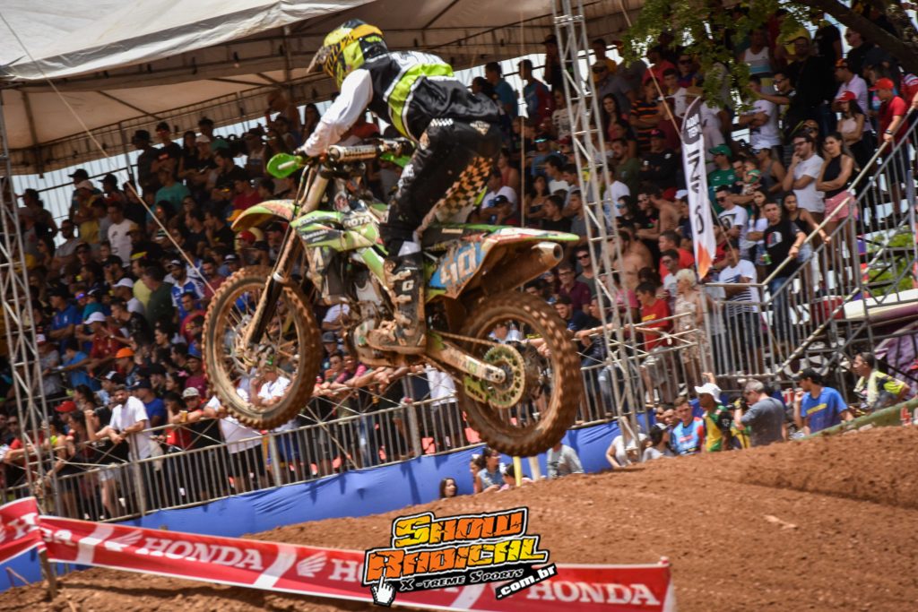 Rota Kawasaki Team garante t&iacute;tulo na categoria 230cc e p&oacute;dio na MX1 e Elite na semi final do Brasileiro