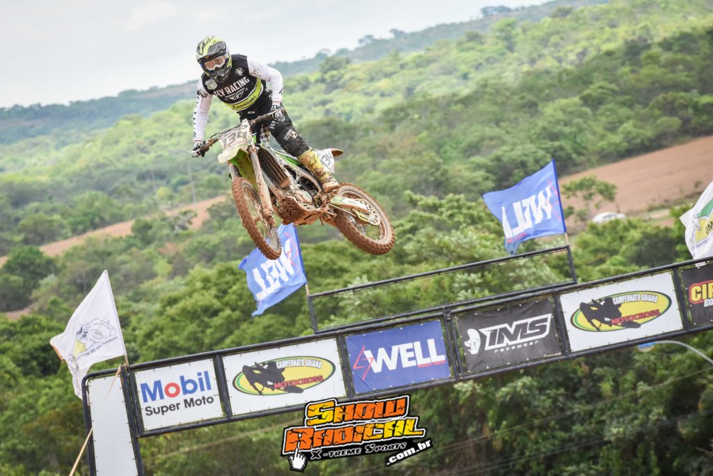 Rota Kawasaki Team garante t&iacute;tulo na categoria 230cc e p&oacute;dio na MX1 e Elite na semi final do Brasileiro