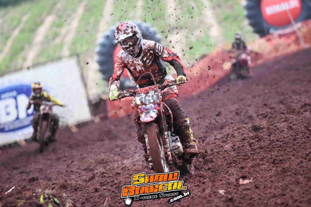 A&ccedil;a&iacute; Vita Nat Team sa&iacute; vitoriosa na abertura do Brasileiro de Motocross
