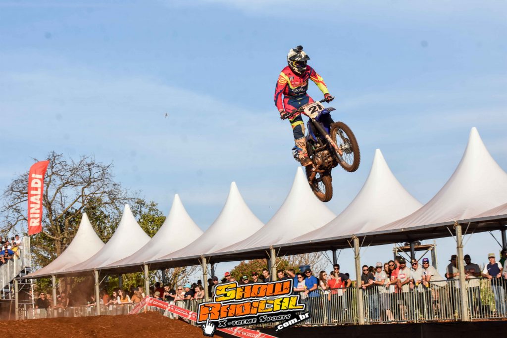 Confira os resultados do primeiro dia da 5&ordf; etapa do BRMX em Faxinal (PR)