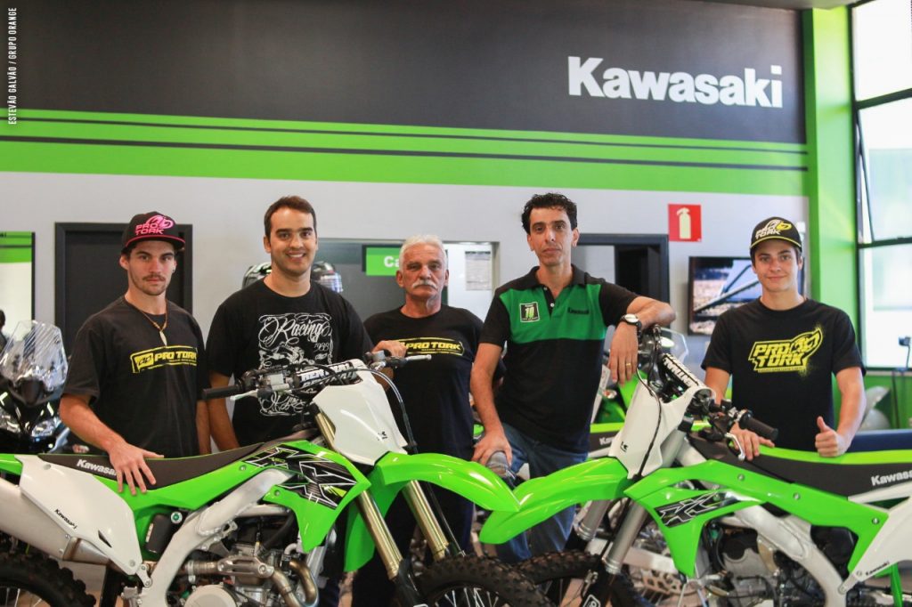 Mais um time de MX anunciado pela O2BH KAWASAKI agora com Balbi Jr.