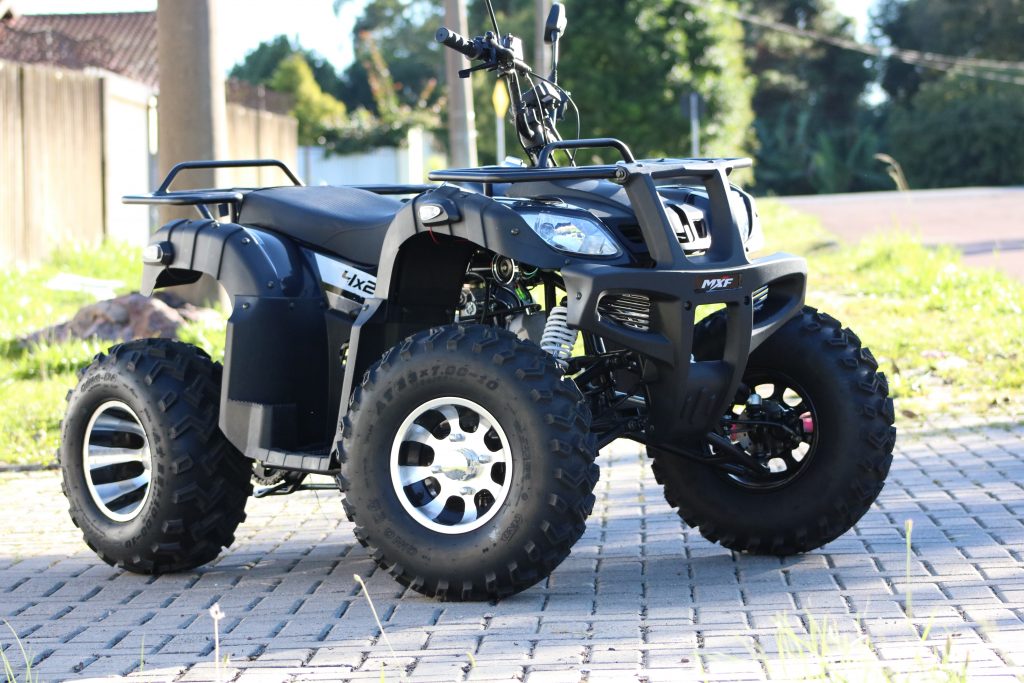 Quadriciclo MXF Force 200cc &eacute; op&ccedil;&atilde;o para locomo&ccedil;&atilde;o em &aacute;reas rurais