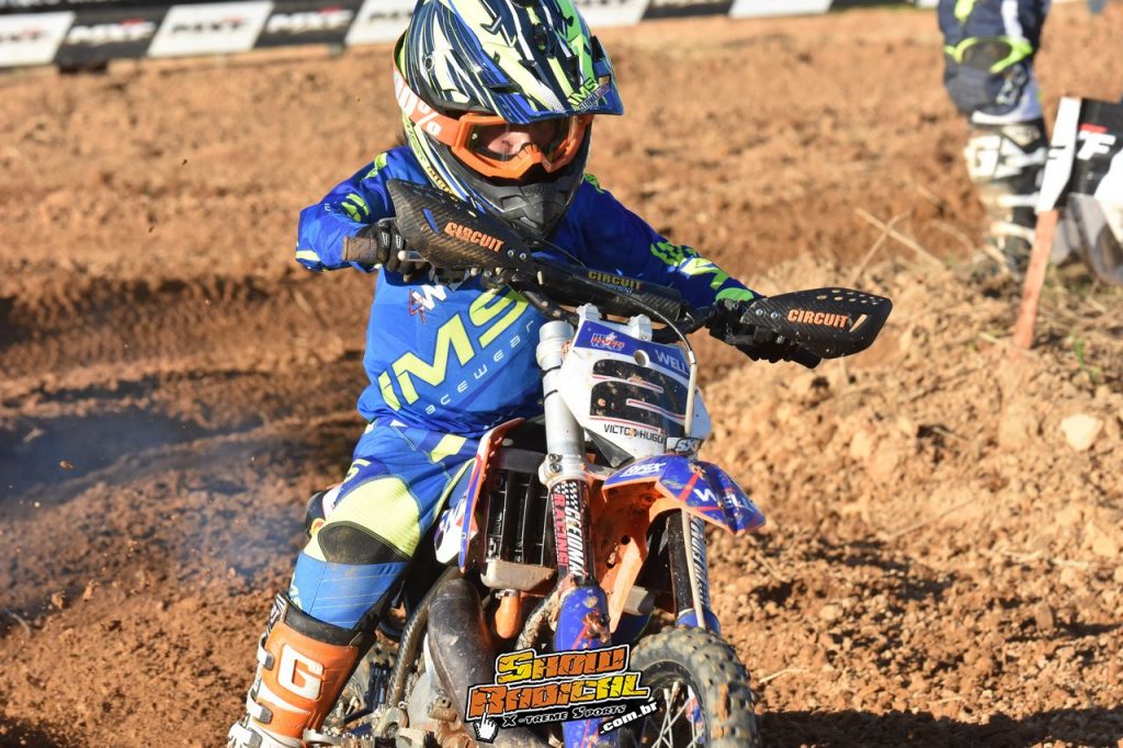 Well Energy Drink conquista p&oacute;dios no Mineiro de Motocross