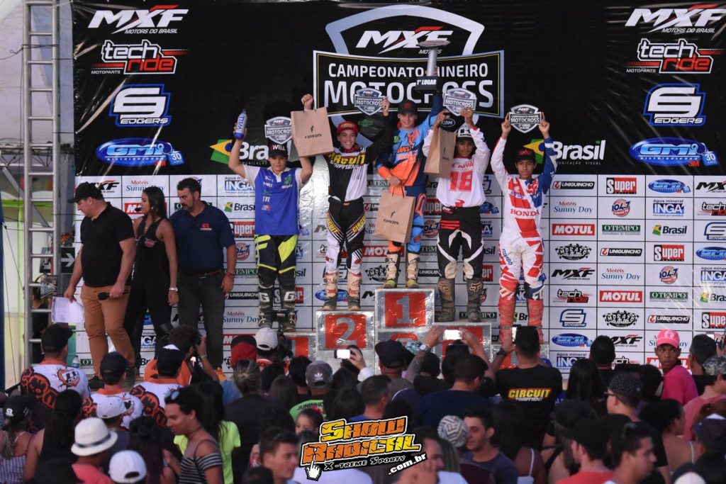 Henrique Henicka coloca a Subs27 Racing no topo do p&oacute;dio do Mineiro MX