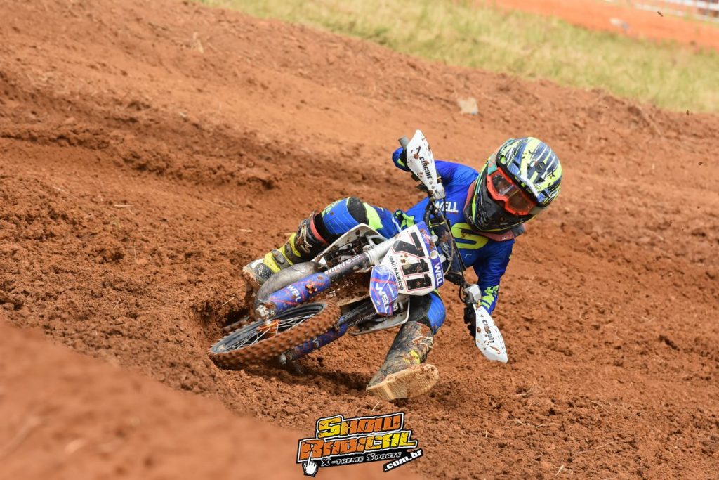 Well Energy Drink conquista p&oacute;dios no Mineiro de Motocross