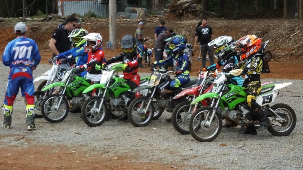 New Kids On The Cross, o avan&ccedil;o da nova gera&ccedil;&atilde;o MX