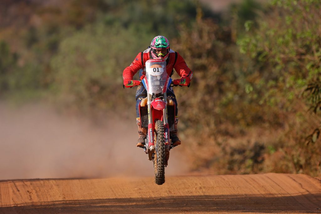Tunico Maciel vence a segunda etapa e assume a lideran&ccedil;a das motos no Sert&otilde;es 2019