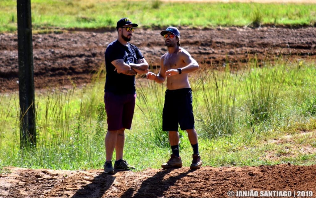 Conhe&ccedil;am o Aldon Baker Brasileiro, passamos um dia com o Dino Training