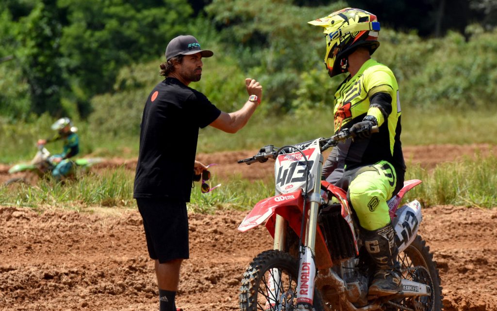 Conhe&ccedil;am o Aldon Baker Brasileiro, passamos um dia com o Dino Training