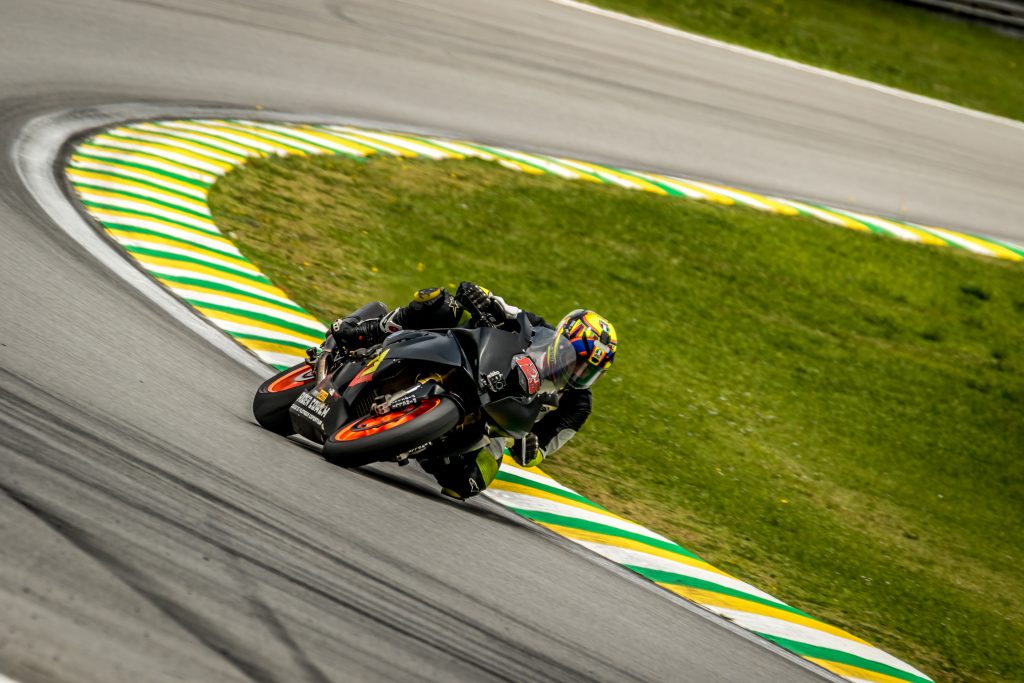 Double F Racing faz temporada impec&aacute;vel e conquista t&iacute;tulo na categoria de base