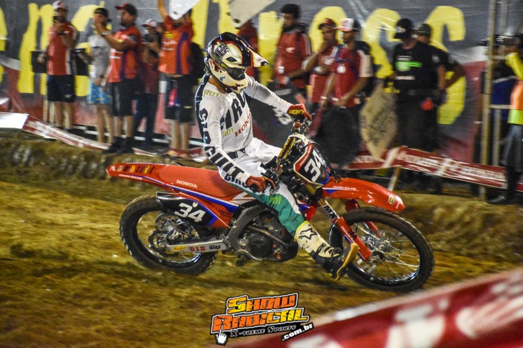 Equipe Honda Racing vai em busca de mais t&iacute;tulos na decis&atilde;o do Arena Cross