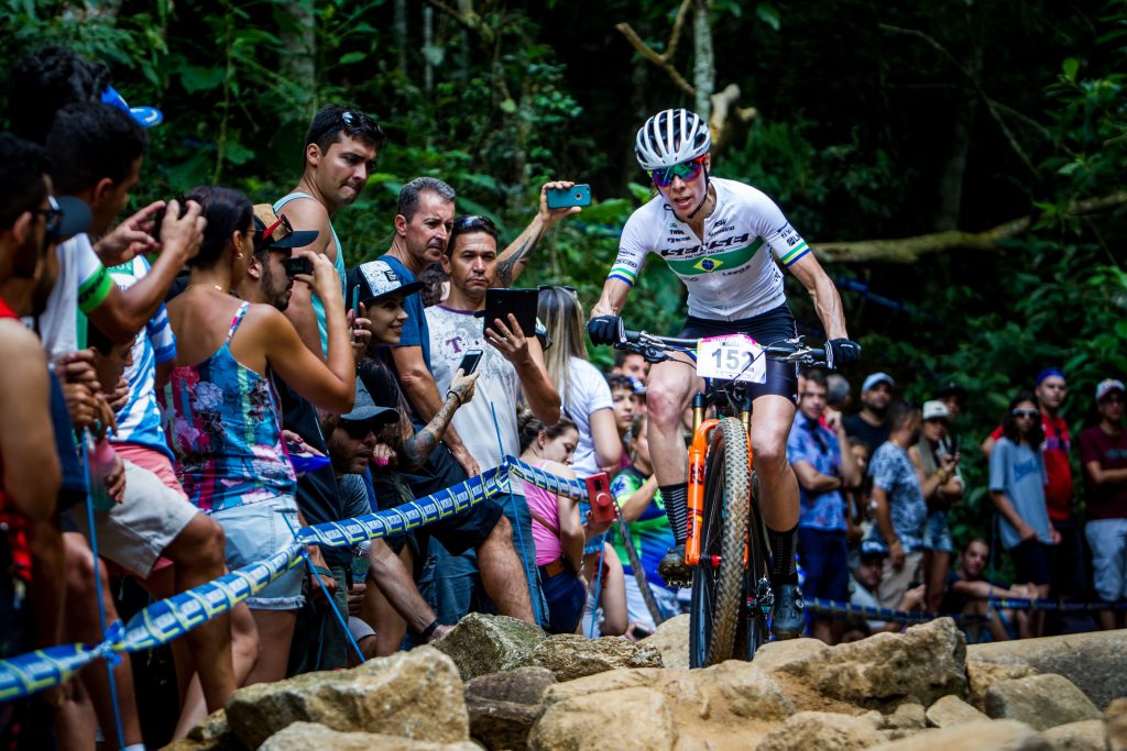 Resultados domingo CIMTB | Avancini e Jaqueline Mour&atilde;o vencem XCO em Petr&oacute;polis
