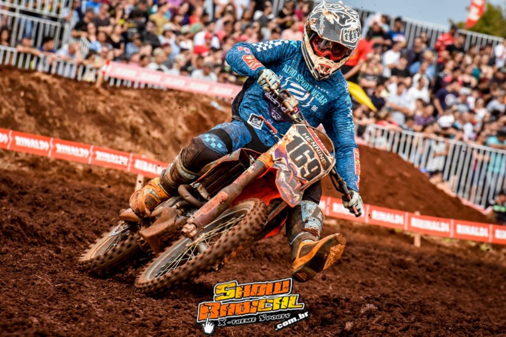 Team A&ccedil;a&iacute; VITANAT no topo do p&oacute;dio da 5&ordf; etapa do Brasileiro