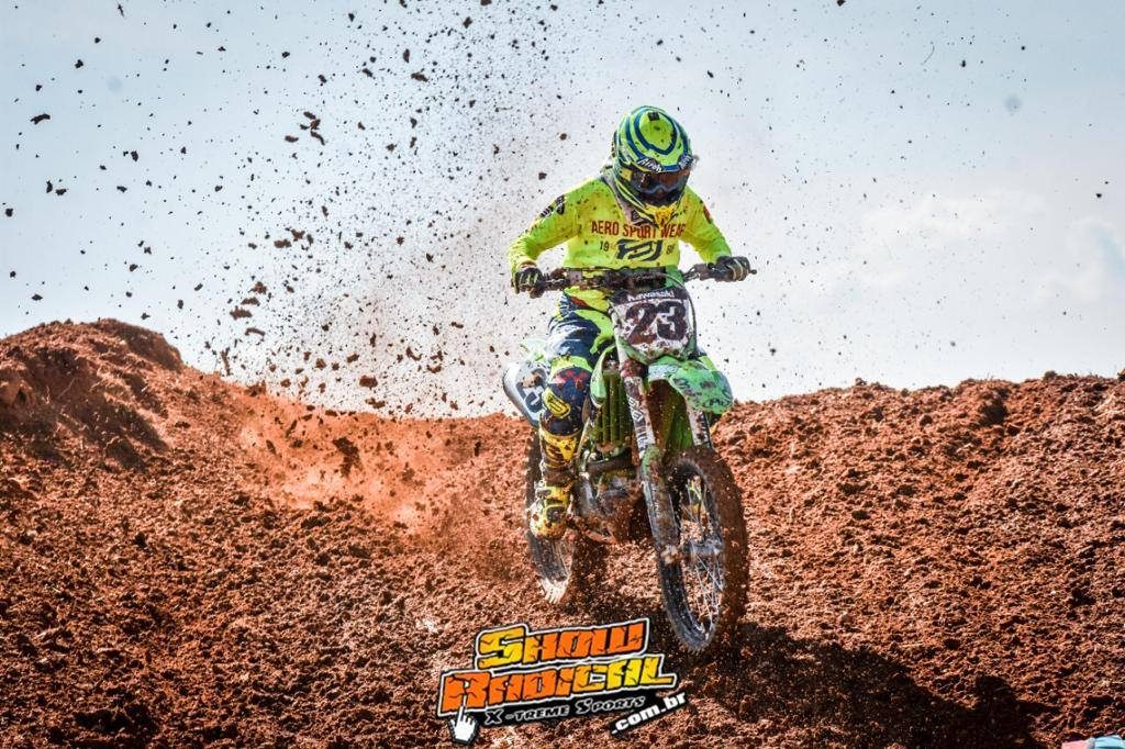 Ricardo Kaph&ecirc; Sebbe &eacute; Campe&atilde;o Brasileiro da MX5 2019