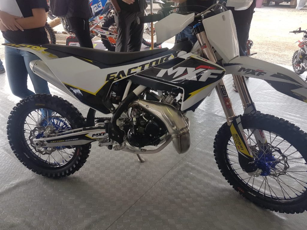MXF apresentou sua nova moto de 2 Tempos no BananaLama 2018