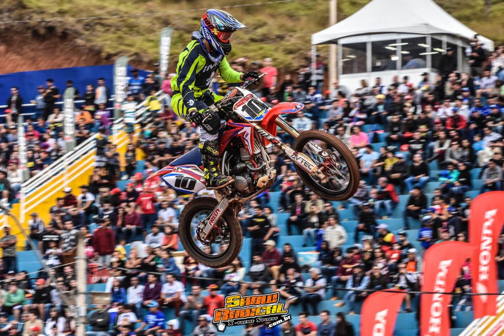 Resultados da 5&ordf; etapa do Brasileiro de Motocross em Extrema MG