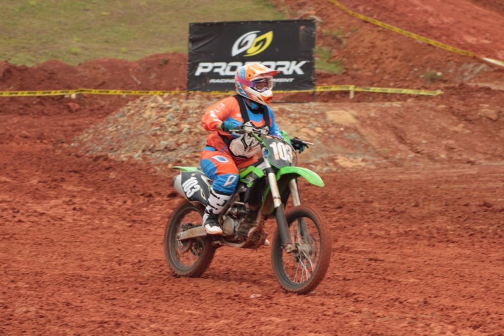 Mesmo com chuva, etapa da Super Copa Integra&ccedil;&atilde;o Pro Tork de Velocross foi sucesso em Prudent&oacute;polis