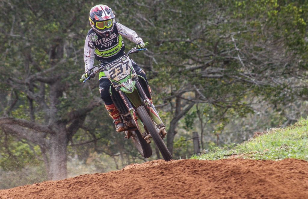 Rota Kawasaki Team brilha em mais uma etapa da Copa S&atilde;o Paulo de Motocross
