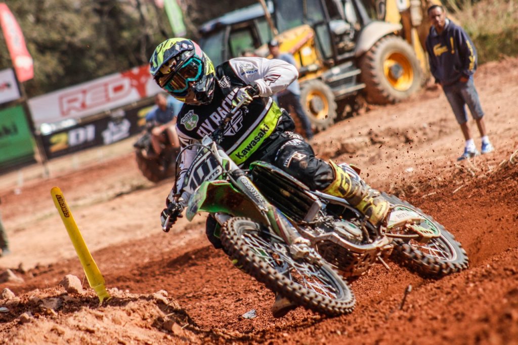 Rota Kawasaki Team conquista p&oacute;dio em todas as categorias disputadas na 2&ordf; etapa da Copa S&atilde;o Paulo de MX