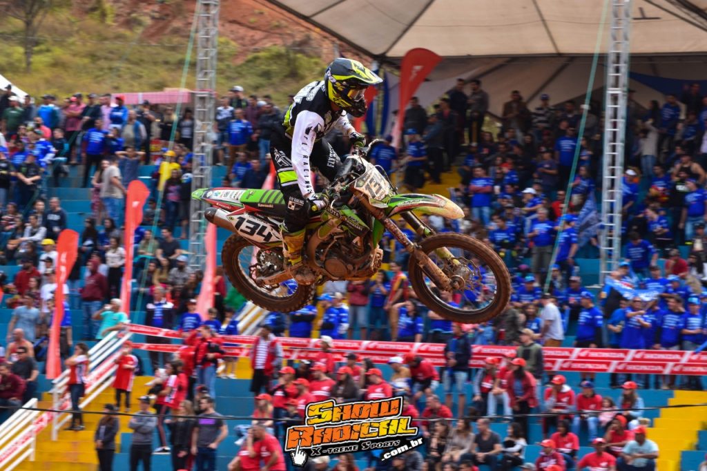 Rota Kawasaki Team &eacute; TOP5 na 5&ordf; etapa do Brasileiro de Motocross Pr&oacute; em Extrema MG