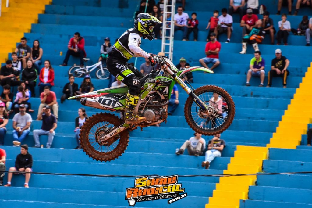 Rota Kawasaki Team &eacute; TOP5 na 5&ordf; etapa do Brasileiro de Motocross Pr&oacute; em Extrema MG