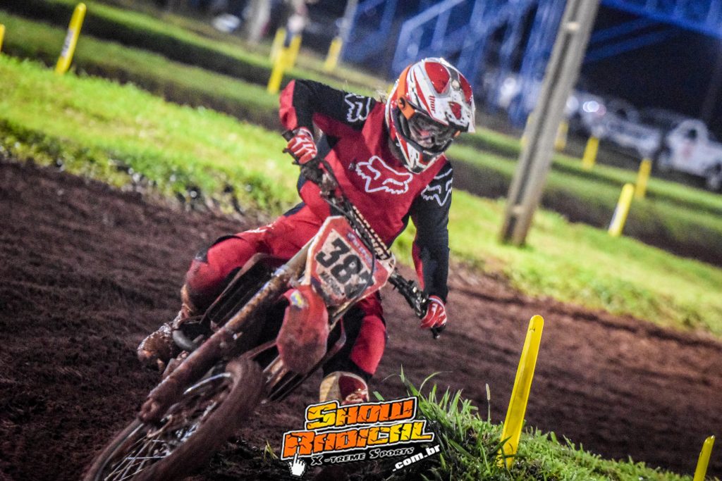 1&ordm; dia de provas no CT Guga #214, Velocross noturno | Salto Del Gua&iacute;ra PY