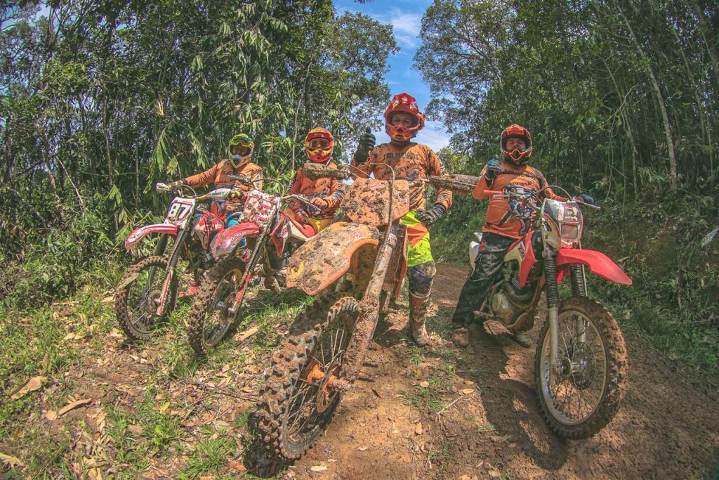 Encontro Tatu Trail re&uacute;ne mais de 1.000 trilheiros em Brusque (SC)